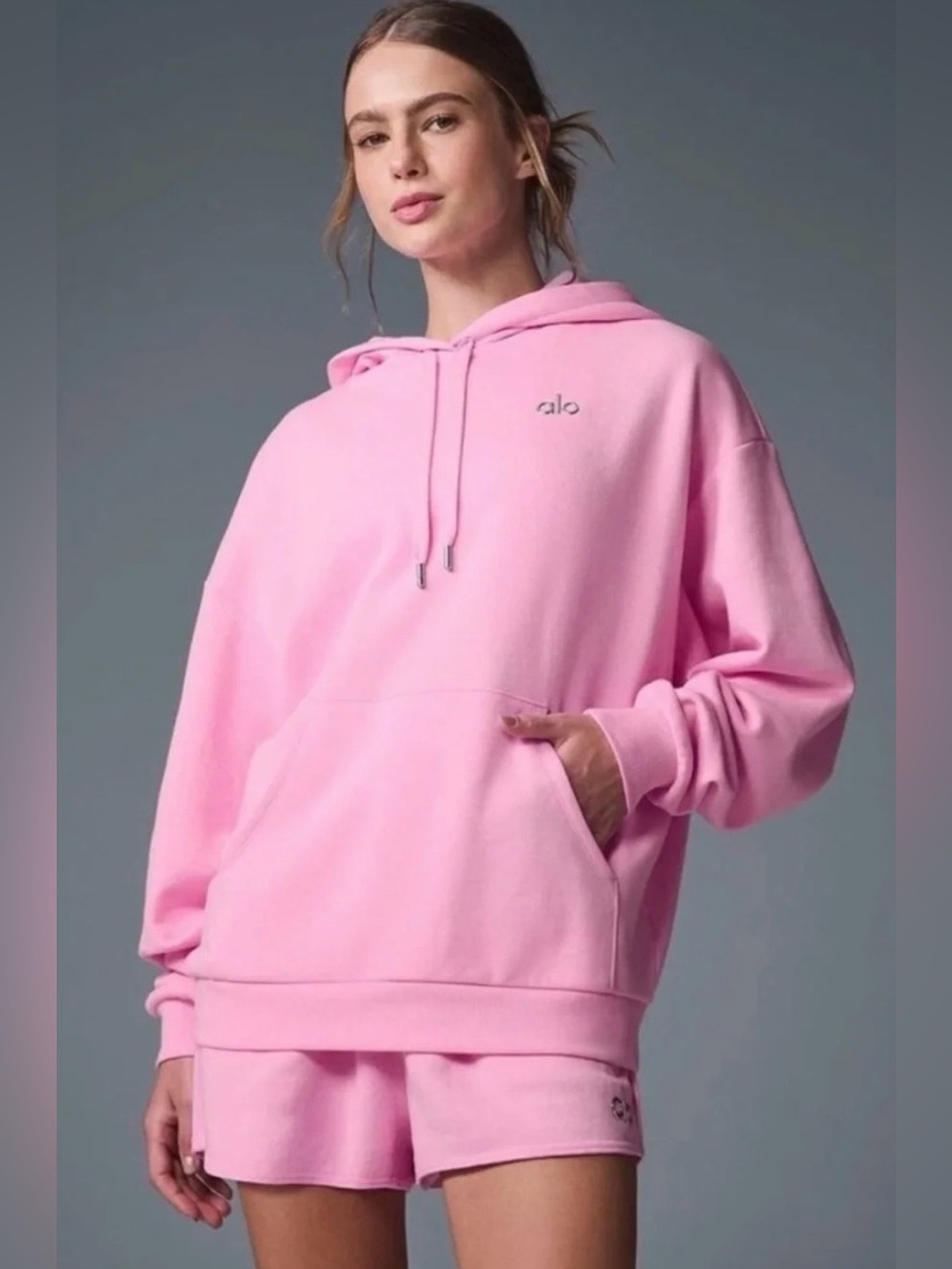 ALO Yoga NWT Accolade Hoodie Pullover Sweet Pink Size M Unisex SOLD OUT RARE